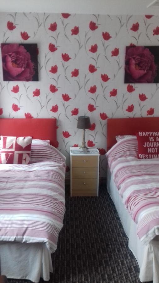 Amber Lodge Guest House Great Yarmouth Dış mekan fotoğraf
