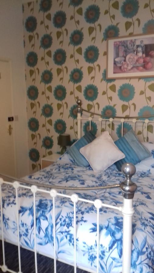 Amber Lodge Guest House Great Yarmouth Dış mekan fotoğraf