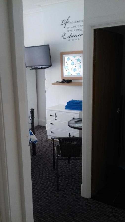 Amber Lodge Guest House Great Yarmouth Dış mekan fotoğraf